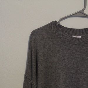bp / crewneck sweater / gray